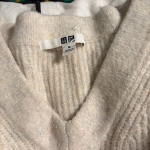 Uniqlo Off-White Ribbed Knit Sweater